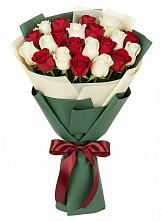 Букет Микс из красных и белых роз в Гаврилов-Посаде
