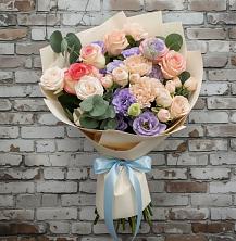 Букет цветов из:  Розы, Лизиантусы и Гвоздики в Гаврилов-Посаде